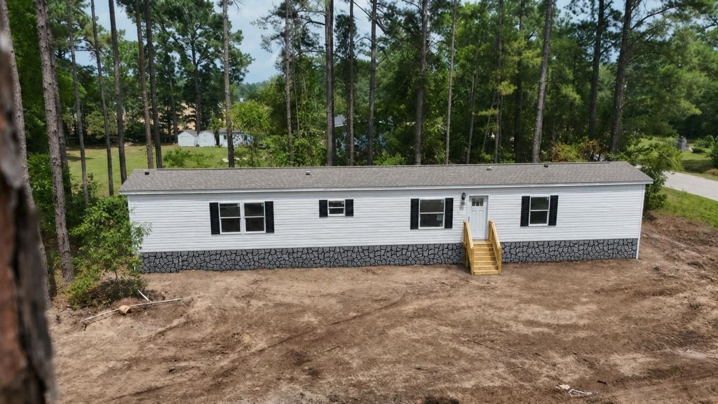 5540 Daffodil Dr., Conway, SC 29527