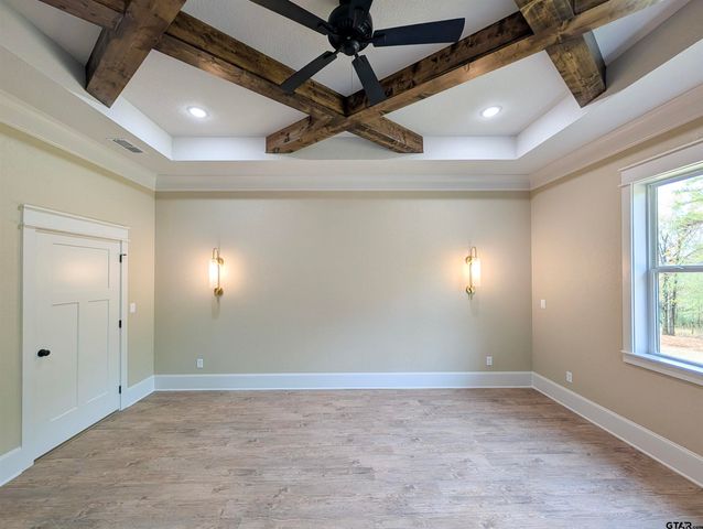 12342 Oak Grove Dr., Lindale, TX 75706