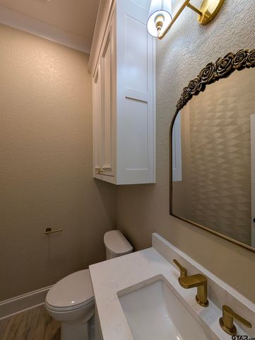 12342 Oak Grove Dr., Lindale, TX 75706