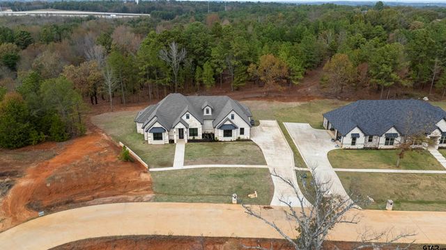 12342 Oak Grove Dr., Lindale, TX 75706