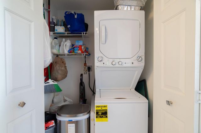 804 E Windward Way 621, Lantana, FL 33462