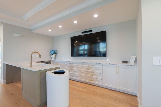 804 E Windward Way 621, Lantana, FL 33462