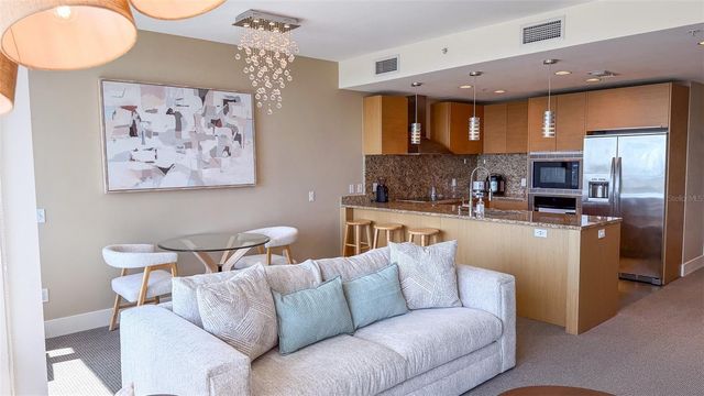175 1ST STREET S 511, St Petersburg, FL 33701