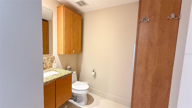 175 1ST STREET S 511, St Petersburg, FL 33701
