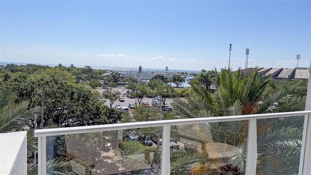 175 1ST STREET S 511, St Petersburg, FL 33701