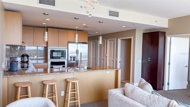 175 1ST STREET S 511, St Petersburg, FL 33701