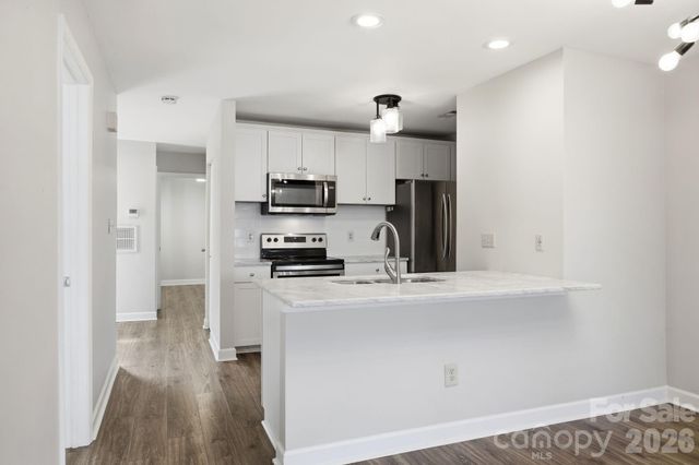 913 Southwest Drive, Davidson, NC 28036