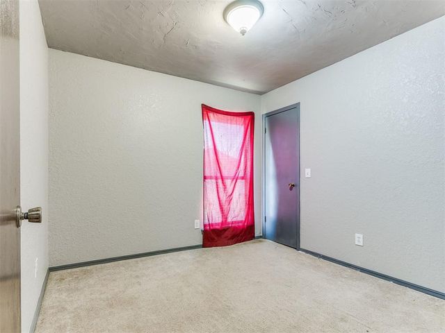 125 Marrgate Drive, Yukon, OK 73099