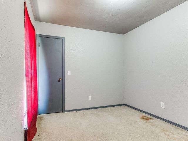 125 Marrgate Drive, Yukon, OK 73099