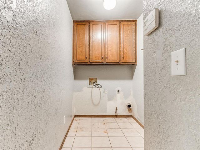 125 Marrgate Drive, Yukon, OK 73099