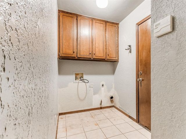 125 Marrgate Drive, Yukon, OK 73099
