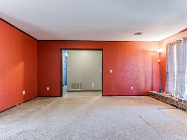 125 Marrgate Drive, Yukon, OK 73099