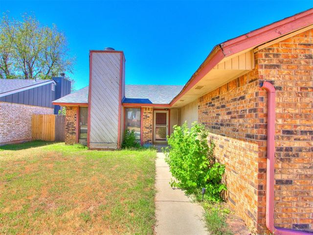 125 Marrgate Drive, Yukon, OK 73099