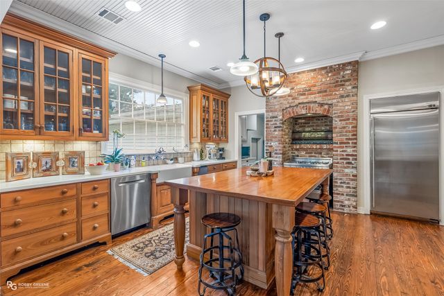 3530 Old Mooringsport Road, Shreveport, LA 71107