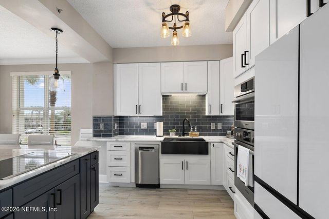 1126 1ST Street N 205, Jacksonville Beach, FL 32250