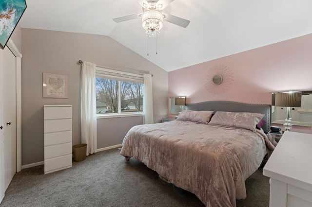 18602 Egret Way, Farmington, MN 55024