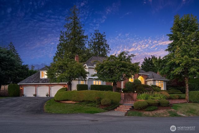 23214 SE 47th Way, Sammamish, WA 98075