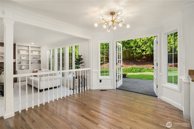 23214 SE 47th Way, Sammamish, WA 98075