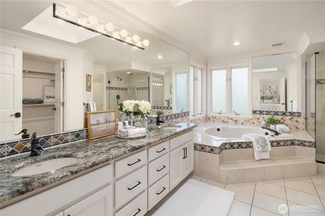23214 SE 47th Way, Sammamish, WA 98075