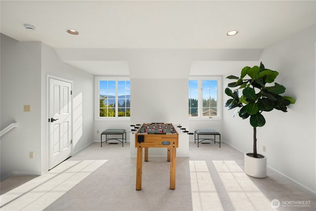 23214 SE 47th Way, Sammamish, WA 98075