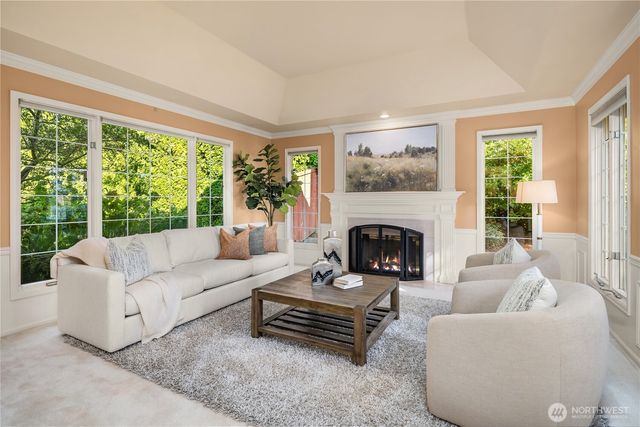 23214 SE 47th Way, Sammamish, WA 98075