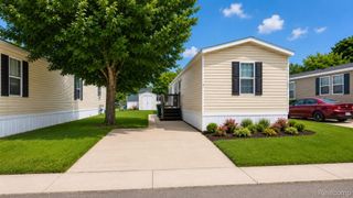 13318 Dixie Highway 174, Groveland Township, MI 48442