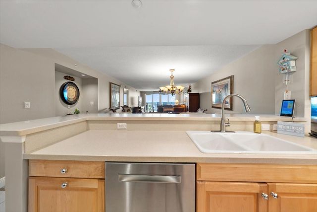 16326 GULF BOULEVARD 206, Redington Beach, FL 33708