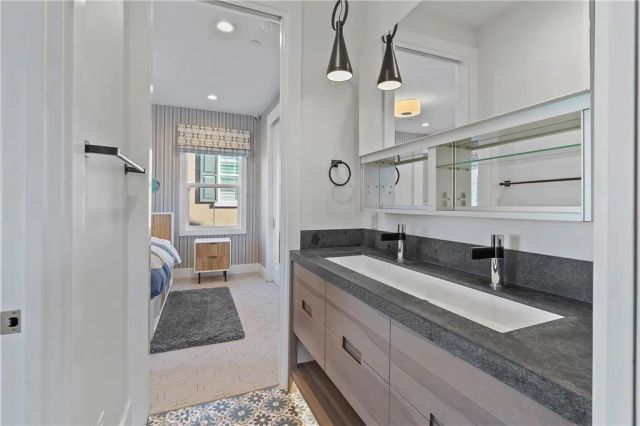 53 Anacapa, Aliso Viejo, CA 92656