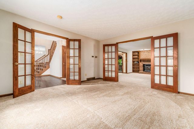 2966 Knoll Drive, Gahanna, OH 43230