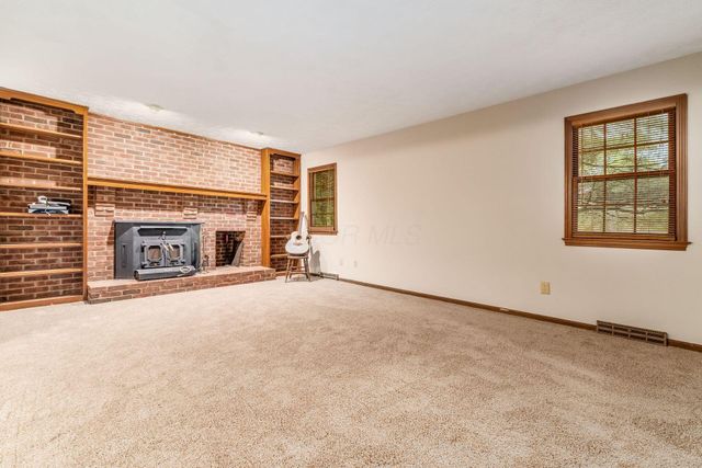 2966 Knoll Drive, Gahanna, OH 43230