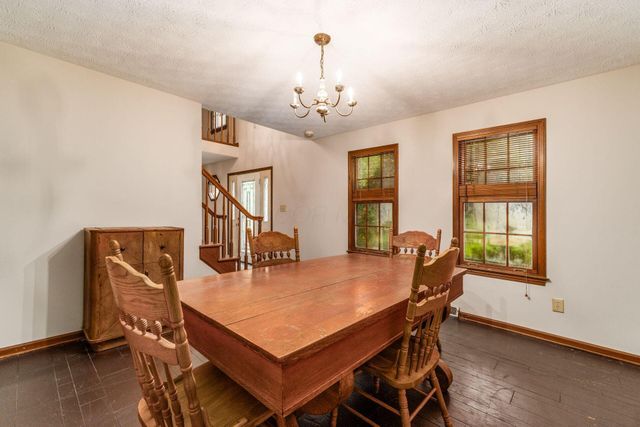 2966 Knoll Drive, Gahanna, OH 43230