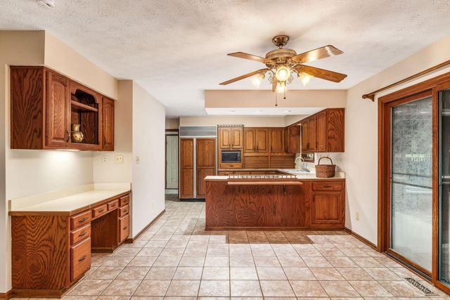 2966 Knoll Drive, Gahanna, OH 43230