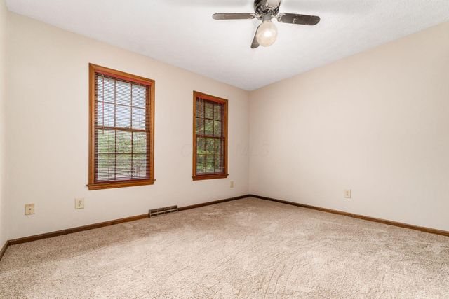2966 Knoll Drive, Gahanna, OH 43230