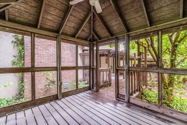 2966 Knoll Drive, Gahanna, OH 43230