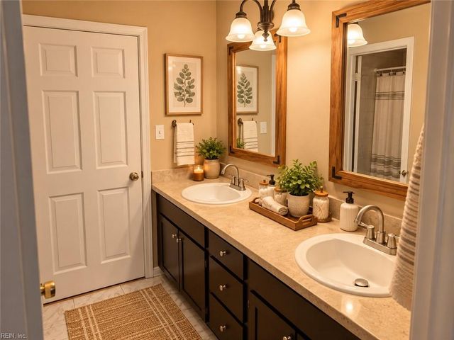 417 Hustings Ln Unit D, Newport News, VA 23608