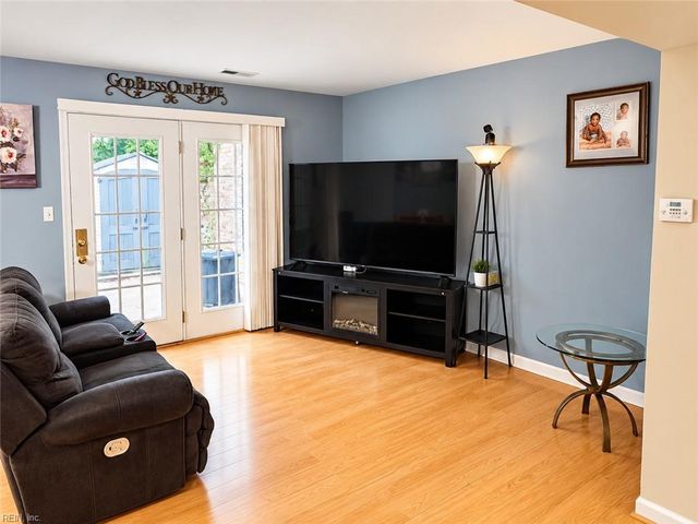 417 Hustings Ln Unit D, Newport News, VA 23608
