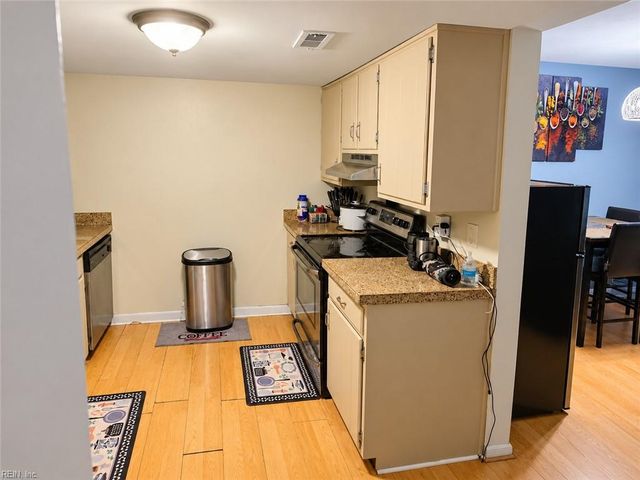 417 Hustings Ln Unit D, Newport News, VA 23608
