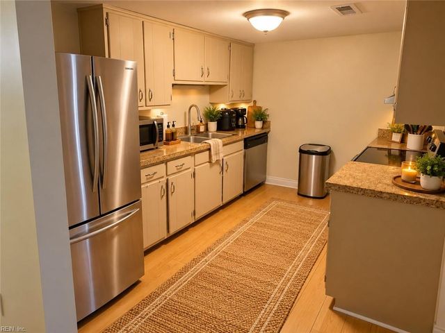 417 Hustings Ln Unit D, Newport News, VA 23608