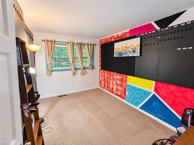 417 Hustings Ln Unit D, Newport News, VA 23608