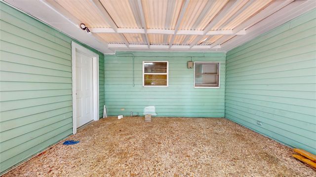 1501 13th Street N, Texas City, TX 77590