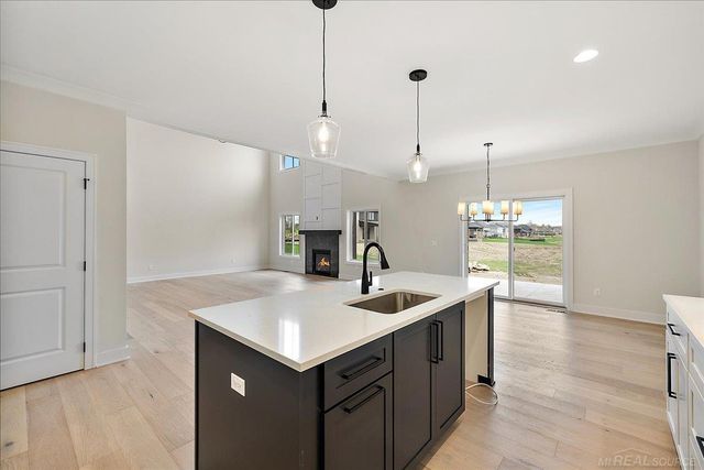 682 Westlake Avenue, Oxford, MI 48371