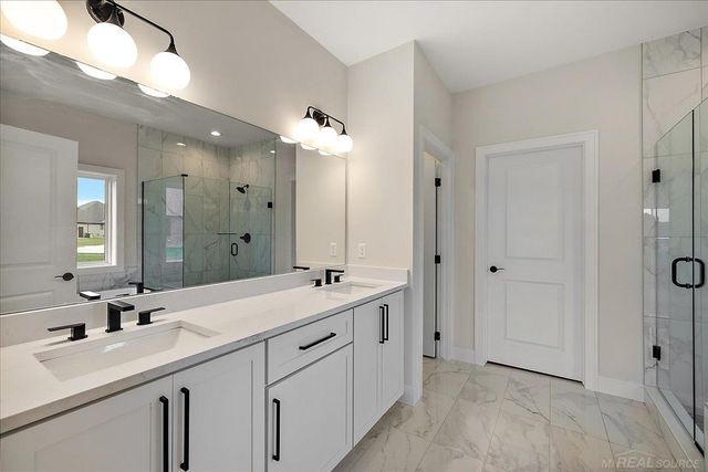 682 Westlake Avenue, Oxford, MI 48371