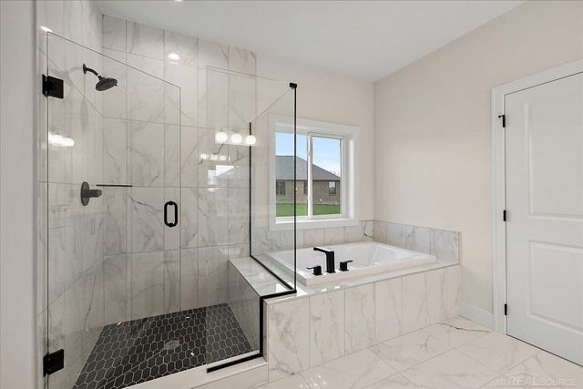 682 Westlake Avenue, Oxford, MI 48371