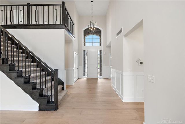 682 Westlake Avenue, Oxford, MI 48371