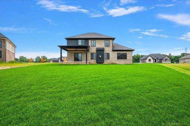 682 Westlake Avenue, Oxford, MI 48371