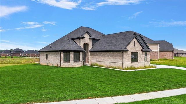 682 Westlake Avenue, Oxford, MI 48371