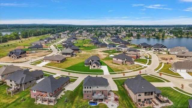 682 Westlake Avenue, Oxford, MI 48371