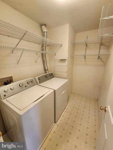20968 GLENBURN TER, Ashburn, VA 20147