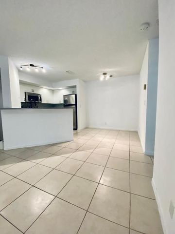 3310 Pinewalk Drive N 1826, Margate, FL 33063