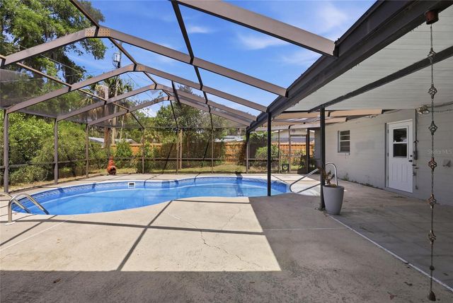 4006 NW 36TH TERRACE, Gainesville, FL 32605